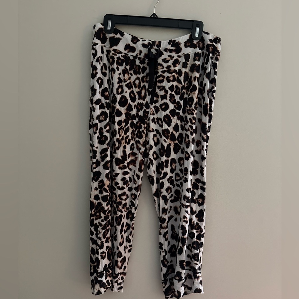 Soma Women's Pajama pants Sleepwear Size XL Leopard Print Animal